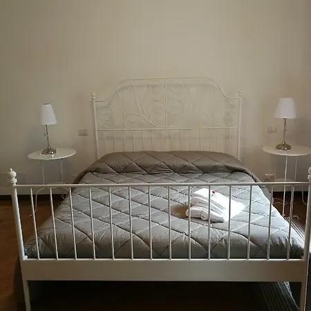 A Casa Di Lilli Maison d'hôtes Vérone